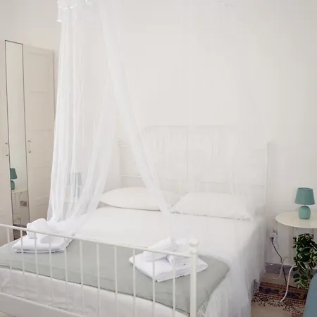 Centro Harmony House Guest house